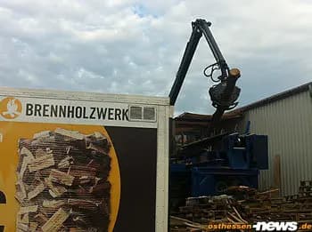 Eindruck aus dem Brennholzwerk in Mackenzell