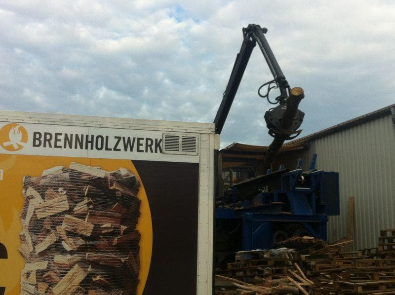 "Ein Schritt in die richtige Richtung" - Brennholzwerk weiter auf Expansionskurs